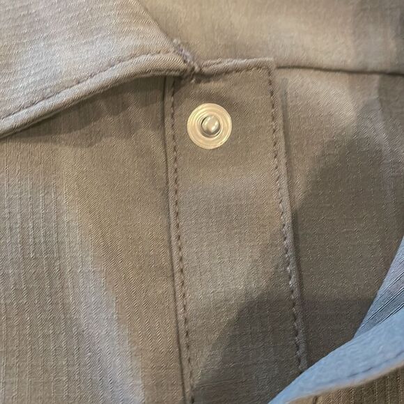 NWT Zella short sleeve shirt Grey Magnet size medium - Picture 11 of 11